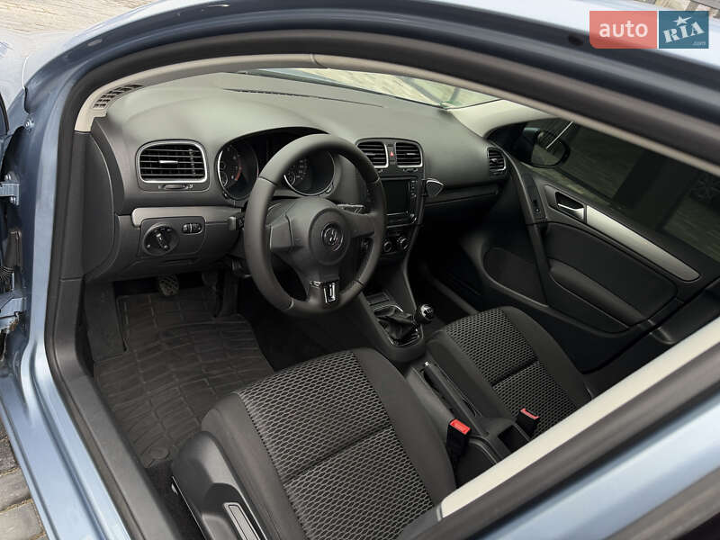 Хэтчбек Volkswagen Golf 2010 в Полтаве фото 81 Хэтчбек Volkswagen Golf 2010 в Полтаве
