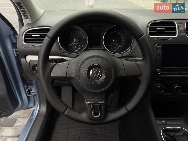Хэтчбек Volkswagen Golf 2010 в Полтаве фото 86 Хэтчбек Volkswagen Golf 2010 в Полтаве