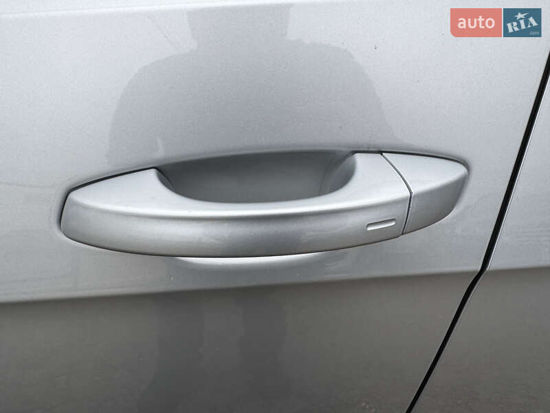 Хетчбек Volkswagen Golf 2018 в Києві