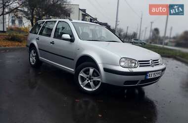 Універсал Volkswagen Golf 2001 в Харкові