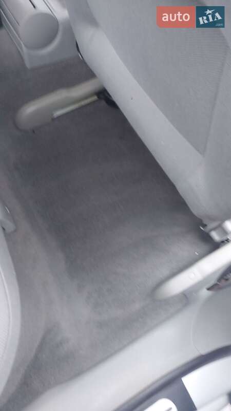 Універсал Volkswagen Golf 2001 в Харкові