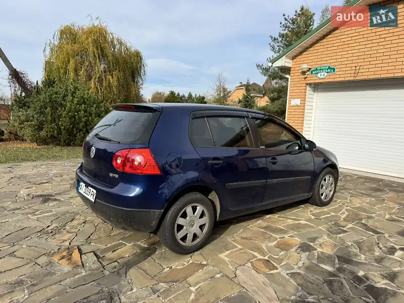 Volkswagen Golf 2004