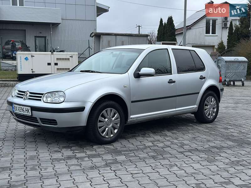 Хэтчбек Volkswagen Golf 2000 в Хмельницком