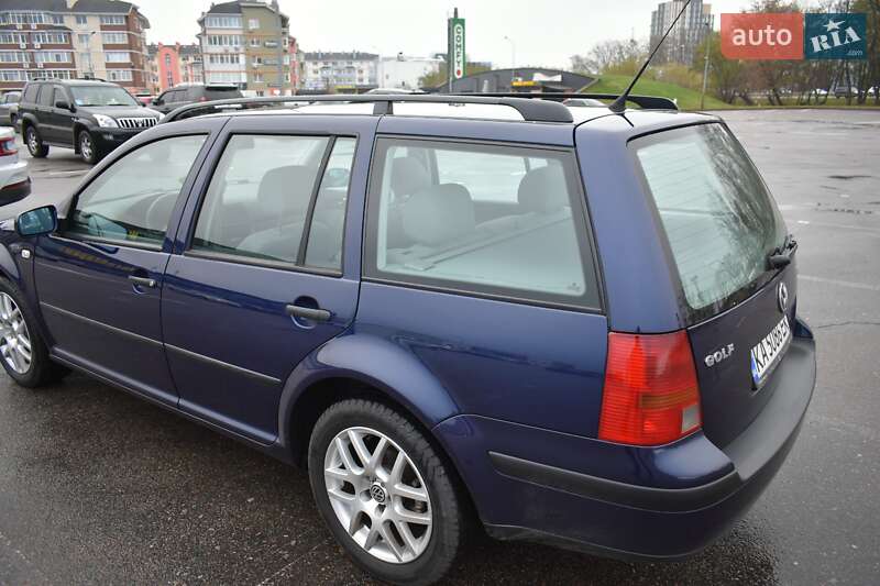Универсал Volkswagen Golf 2000 в Крюковщине