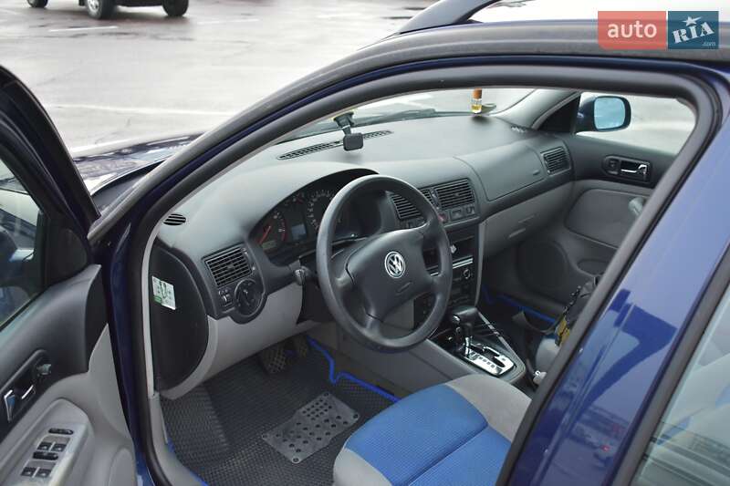 Универсал Volkswagen Golf 2000 в Крюковщине