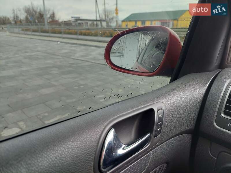 Хетчбек Volkswagen Golf 2004 в Летичіві фото 57 Хетчбек Volkswagen Golf 2004 в Летичіві
