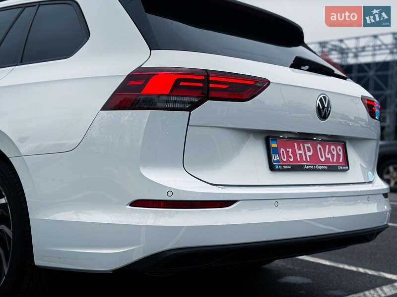 Універсал Volkswagen Golf 2021 в Києві