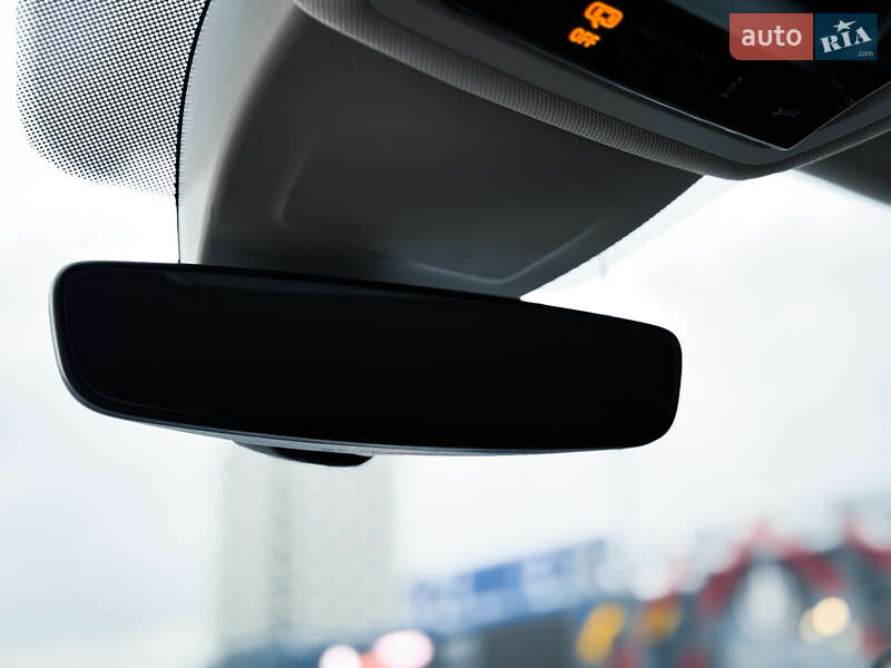 Універсал Volkswagen Golf 2021 в Києві