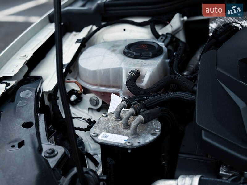 Універсал Volkswagen Golf 2021 в Києві