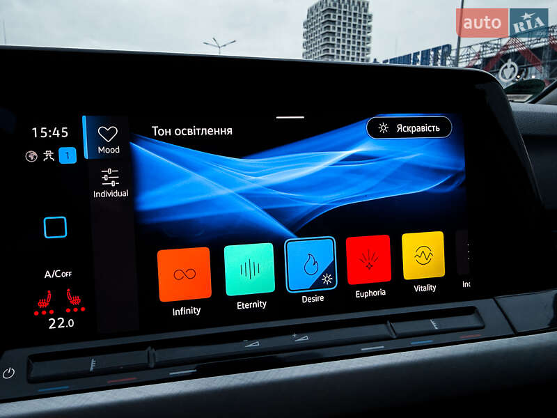 Універсал Volkswagen Golf 2021 в Києві