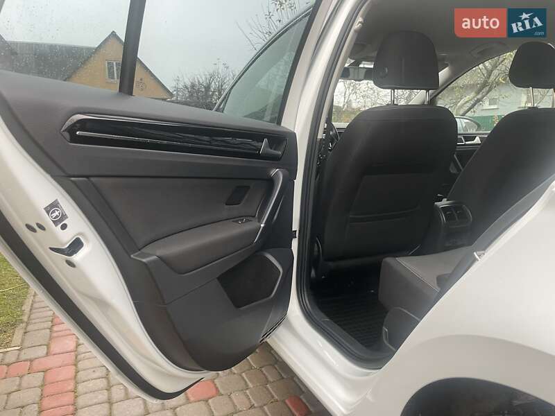 Универсал Volkswagen Golf 2014 в Ковеле