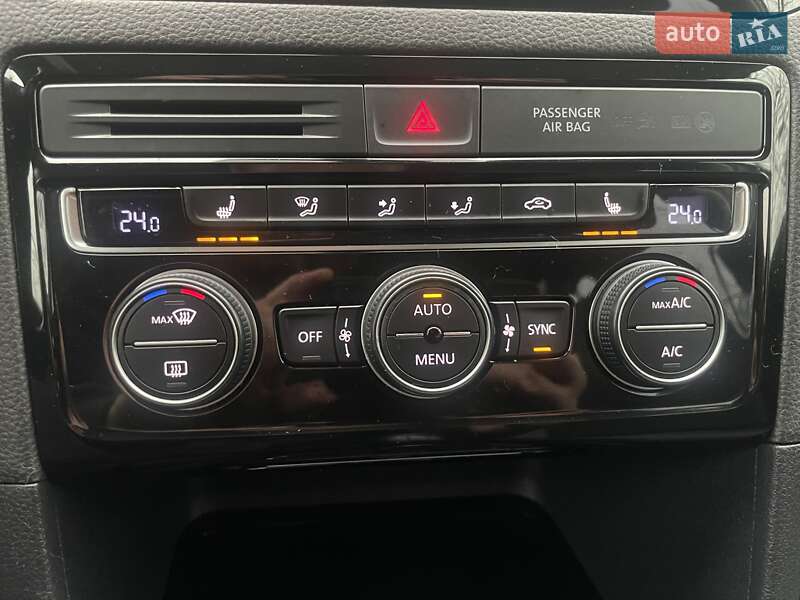 Универсал Volkswagen Golf 2014 в Ковеле