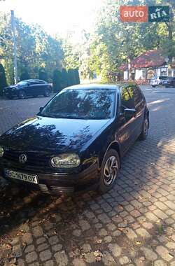 Хетчбек Volkswagen Golf 2001 в Дрогобичі