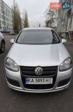 Хэтчбек Volkswagen Golf 2007 в Киеве