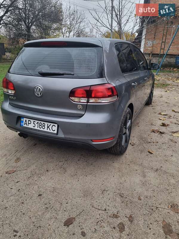 Хэтчбек Volkswagen Golf 2013 в Запорожье
