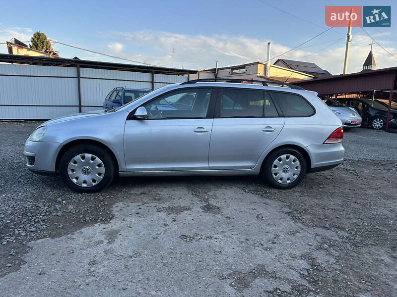 Універсал Volkswagen Golf 2008 в Сокалі