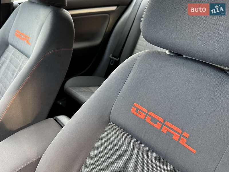 Хэтчбек Volkswagen Golf 2007 в Иршаве