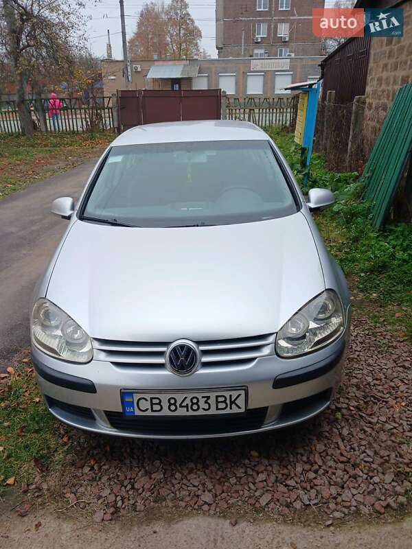 Volkswagen Golf 2004