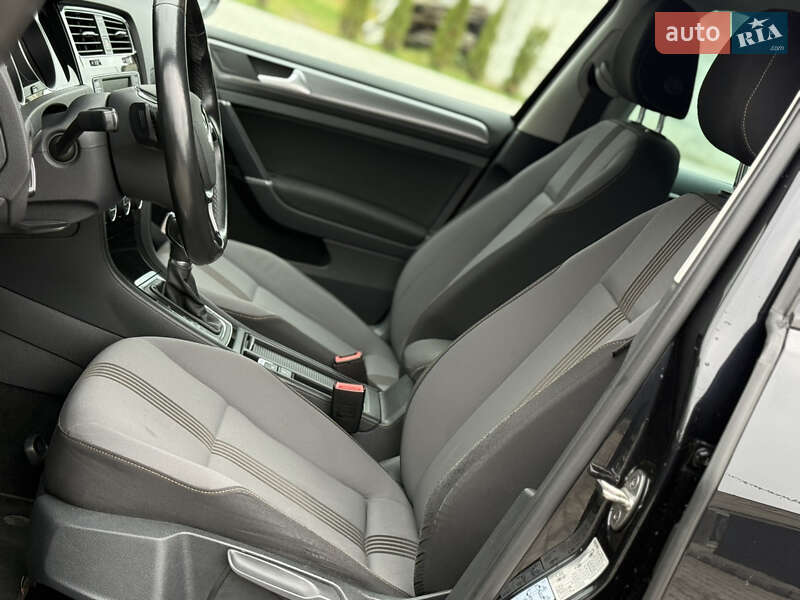 Универсал Volkswagen Golf 2016 в Львове