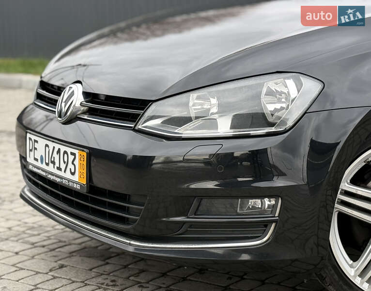 Универсал Volkswagen Golf 2016 в Львове