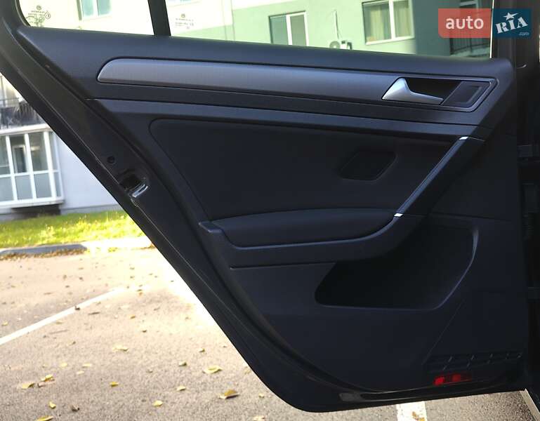 Универсал Volkswagen Golf 2015 в Виннице фото 18 Универсал Volkswagen Golf 2015 в Виннице