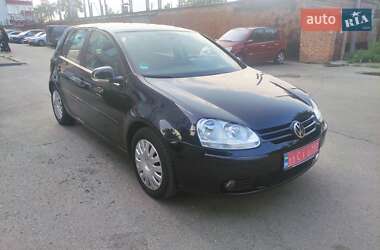 Хетчбек Volkswagen Golf 2008 в Чернігові