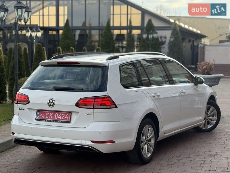 Універсал Volkswagen Golf 2017 в Стрию