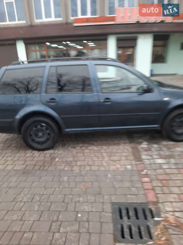 Універсал Volkswagen Golf 2004 в Долині фото 3 Універсал Volkswagen Golf 2004 в Долині