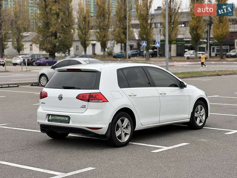 Хетчбек Volkswagen Golf 2013 в Києві