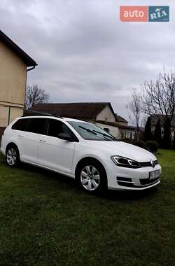 Универсал Volkswagen Golf 2014 в Львове