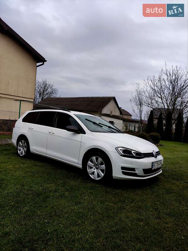 Універсал Volkswagen Golf 2014 в Львові