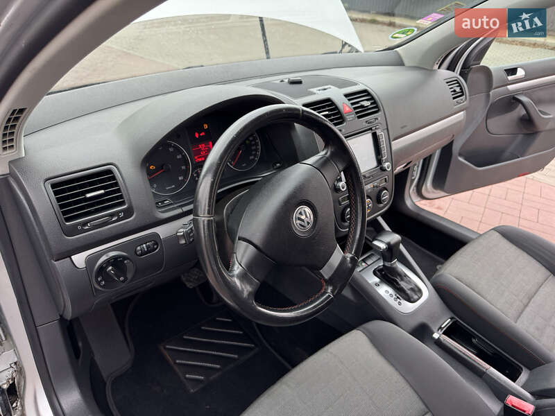 Хетчбек Volkswagen Golf 2006 в Рівному фото 16 Хетчбек Volkswagen Golf 2006 в Рівному