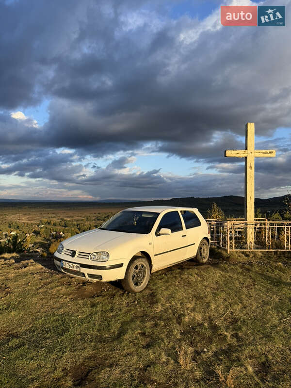 Універсал Volkswagen Golf 1998 в Івано-Франківську