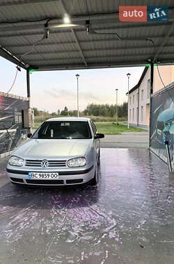 Хетчбек Volkswagen Golf 1999 в Львові