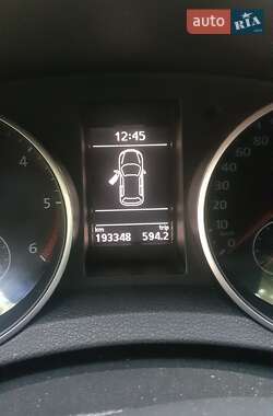 Универсал Volkswagen Golf 2010 в Шостке