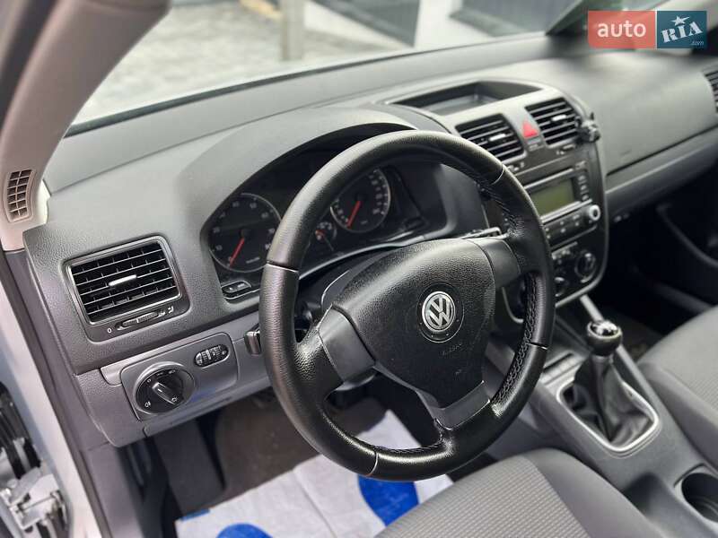 Універсал Volkswagen Golf 2007 в Хмельницькому