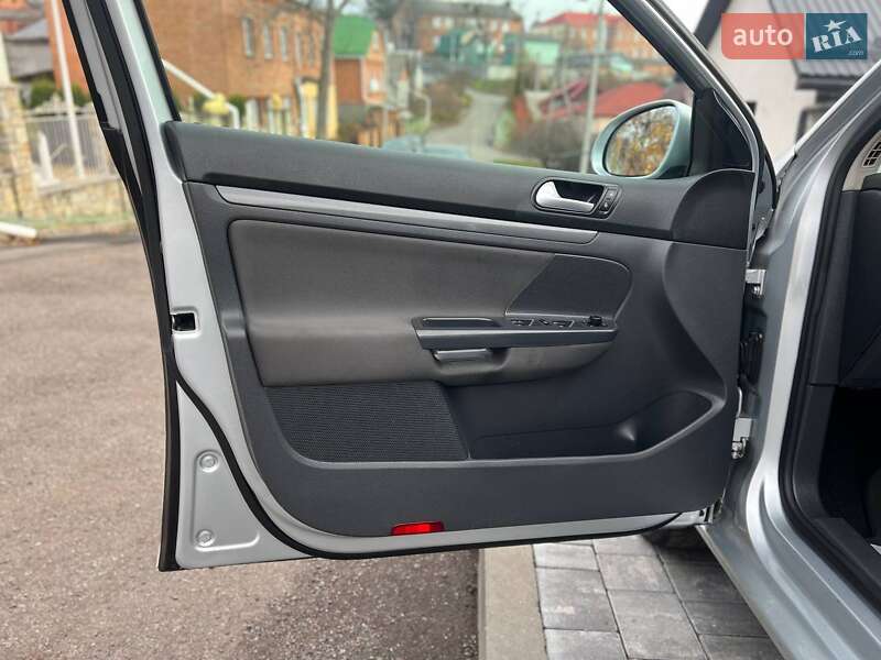 Універсал Volkswagen Golf 2007 в Хмельницькому