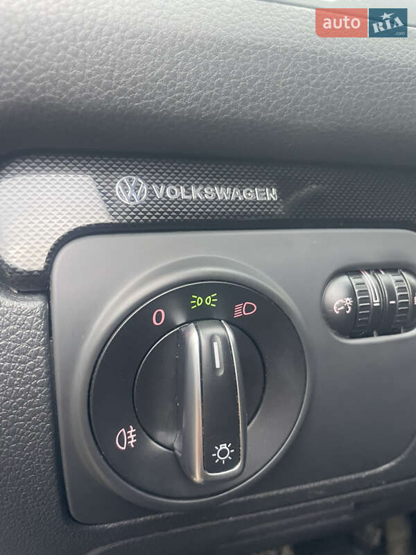 Хэтчбек Volkswagen Golf 2010 в Сваляве фото 23 Хэтчбек Volkswagen Golf 2010 в Сваляве