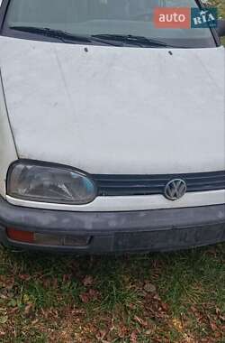 Хетчбек Volkswagen Golf 1997 в Жовкві