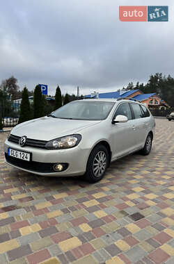 Универсал Volkswagen Golf 2010 в Котельве