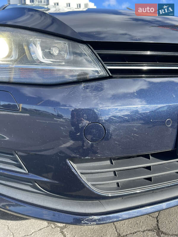 Універсал Volkswagen Golf 2016 в Хмельницькому