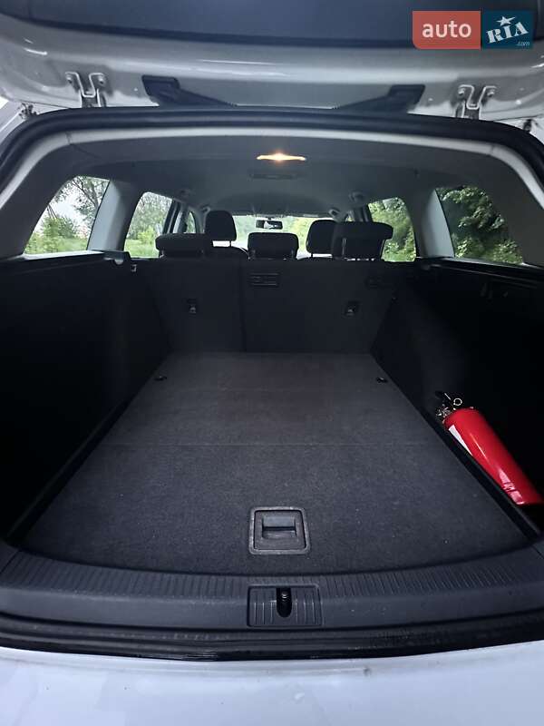 Универсал Volkswagen Golf 2016 в Виннице