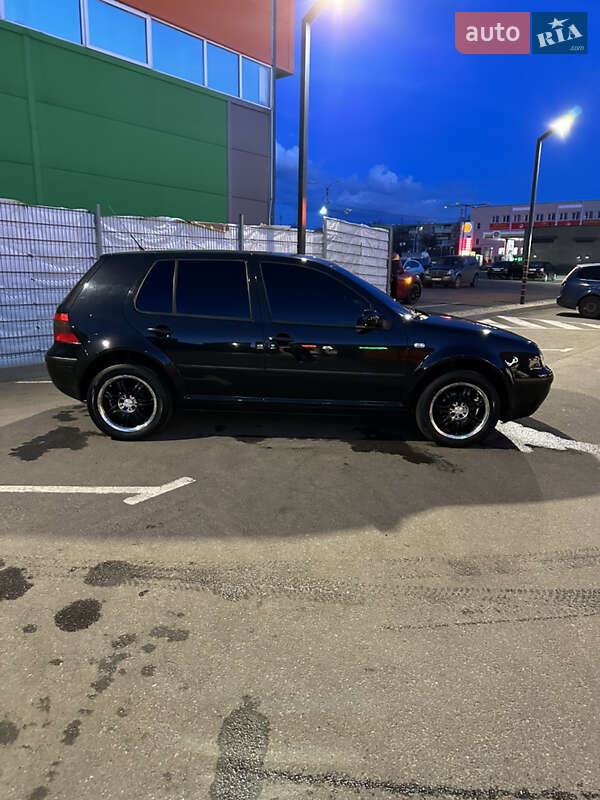 Volkswagen Golf 2001