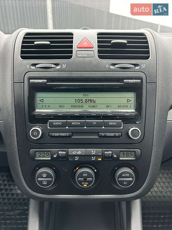 Універсал Volkswagen Golf 2010 в Полтаві