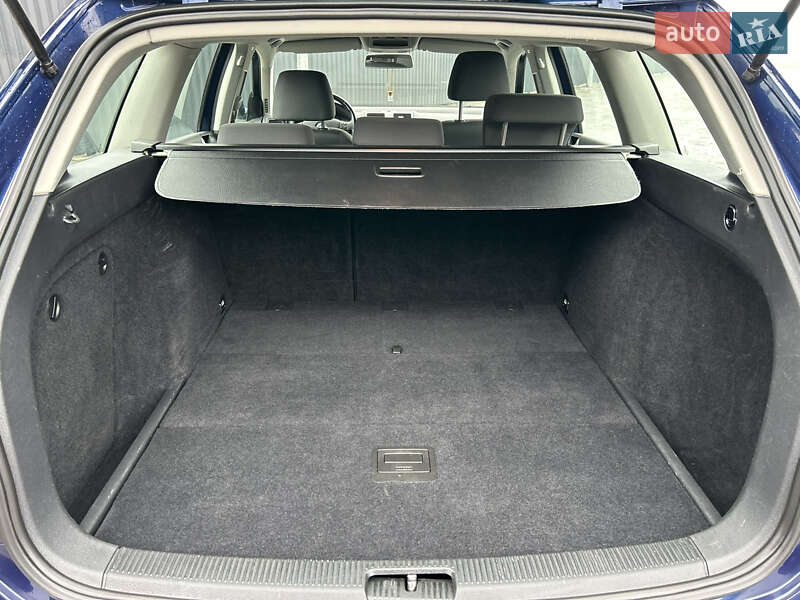 Універсал Volkswagen Golf 2010 в Полтаві