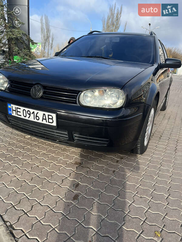 Универсал Volkswagen Golf 2001 в Херсоне
