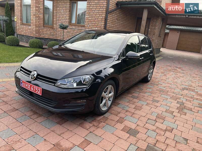 Хэтчбек Volkswagen Golf 2013 в Луцке