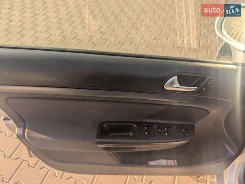 Універсал Volkswagen Golf 2008 в Володимирі