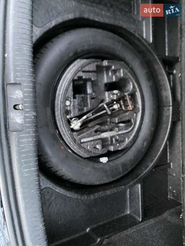 Хэтчбек Volkswagen Golf 2008 в Луцке фото 17 Хэтчбек Volkswagen Golf 2008 в Луцке