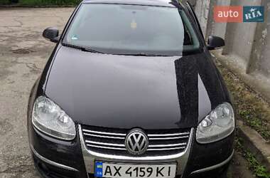 Универсал Volkswagen Golf 2009 в Подворках